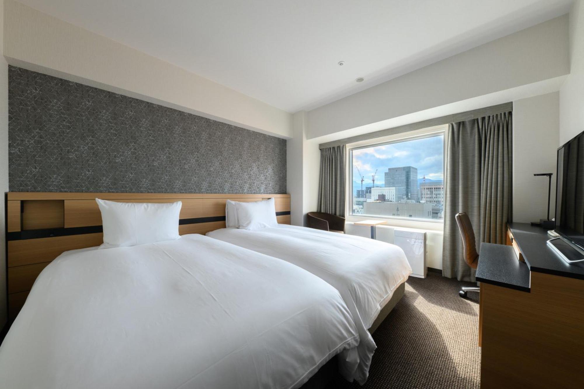 Ana Crowne Plaza Sapporo By Ihg Hotel Exterior photo
